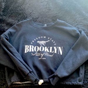 Brooklyn cropped hoodie black. Only worn a few times, clean like new